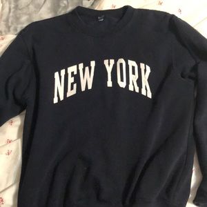 Brandy melville crew neck sweatshirt